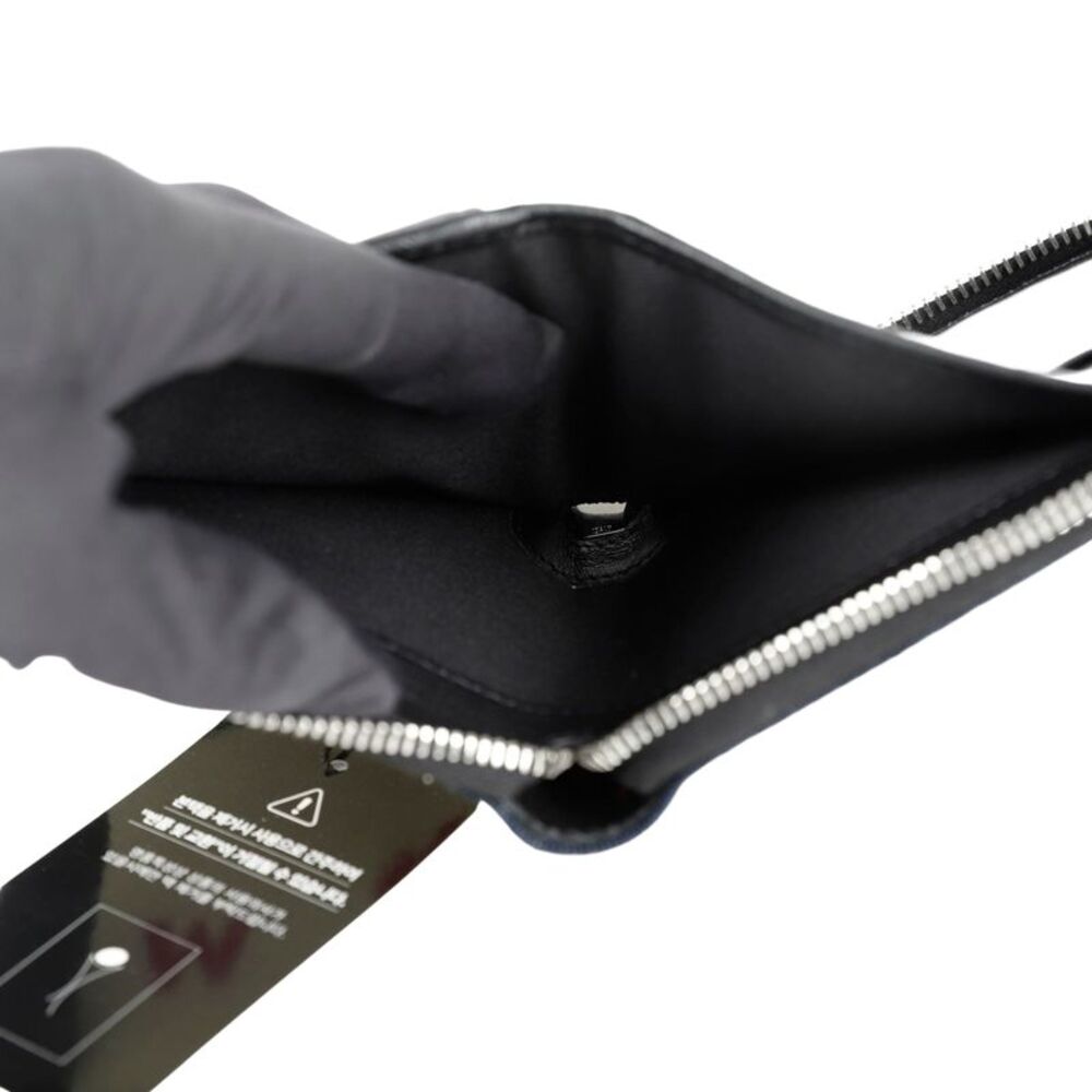 Logo Knit Zipper Wallet - Picture 8 of 9